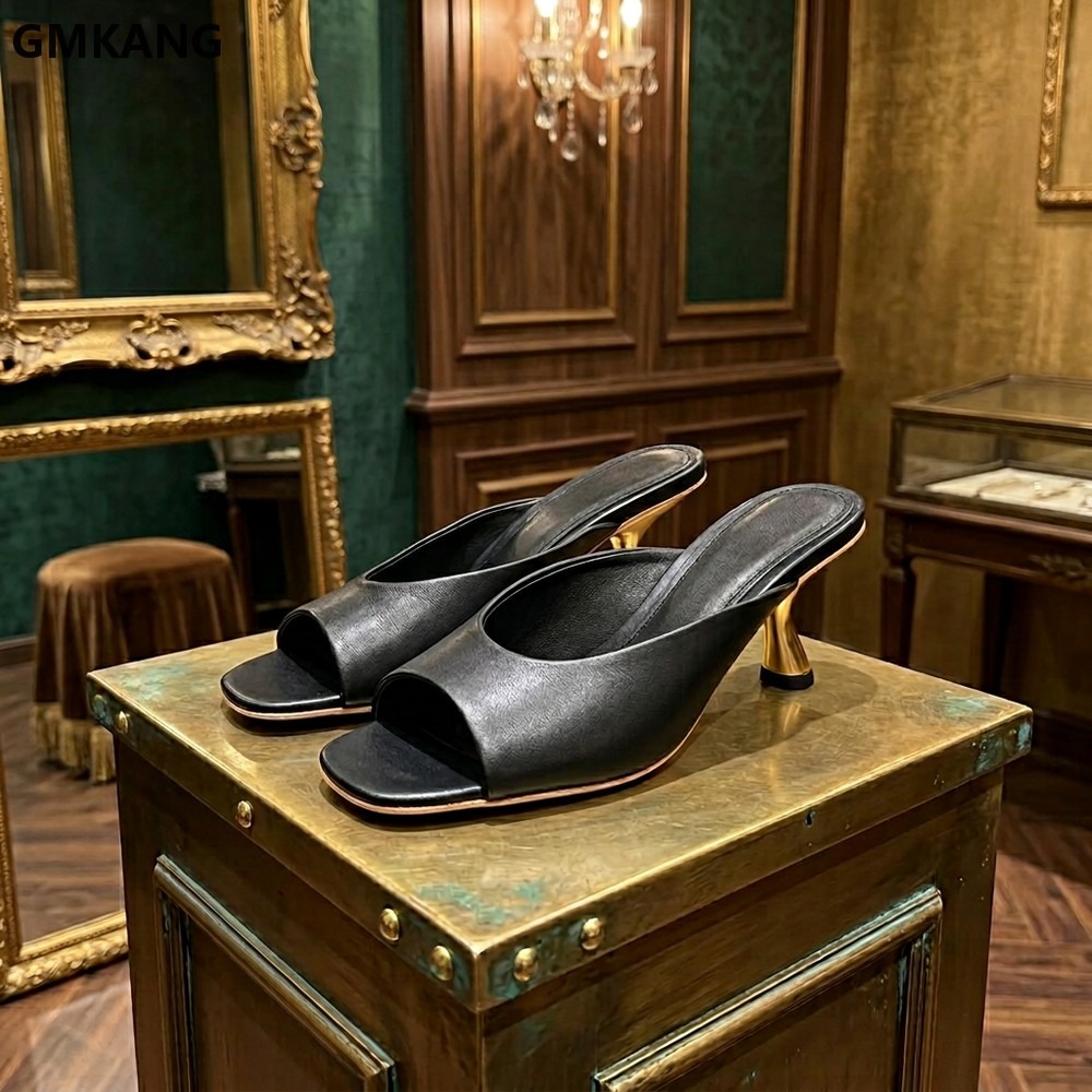 Kitten Heel Women - Dames sandalen met vierkante neus, instapper,