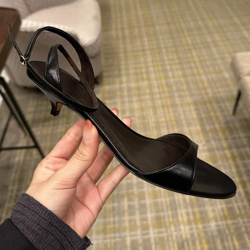 Mode sexy dames lederen sandal - Kitten Heel Women recensie en prijs